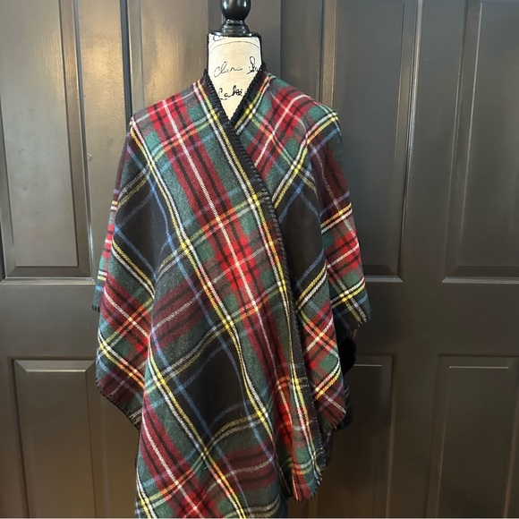 Woolrich women's Cozy Blanket Wrap shawl cape tartan plaid - one size (j10) - Picture 4 of 11